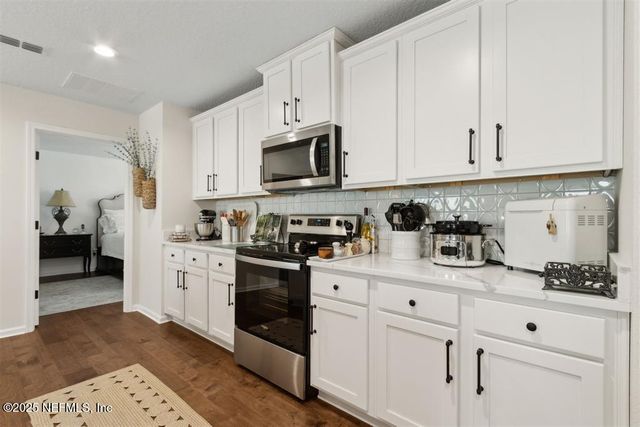 65226 RIVER GLEN Parkway, Yulee, FL 32097