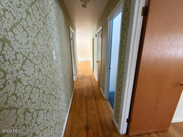 23 Meadowlark Drive, Colonie, NY 12110