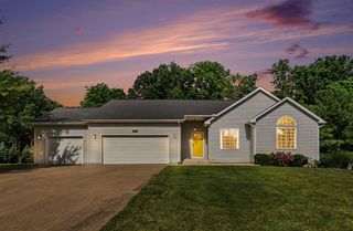 7997 Rolling Meadows Drive, Kalamazoo, MI 49009