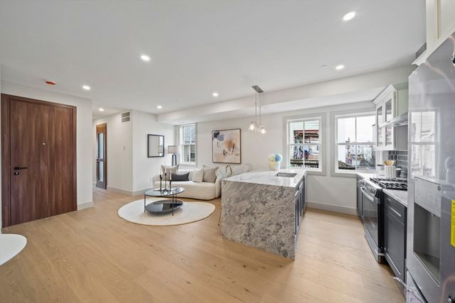 273 Havre 3, Boston, MA 02128