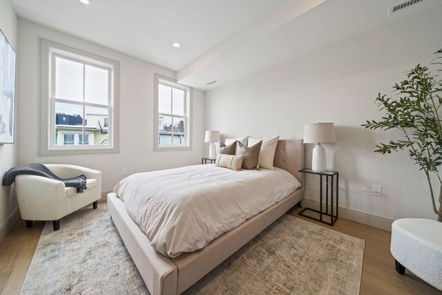 273 Havre 3, Boston, MA 02128