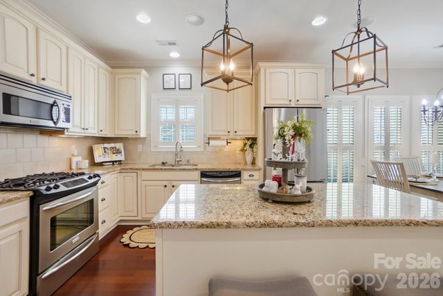 3203 Kelsey Plaza, Kannapolis, NC 28081