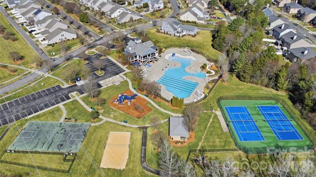 3203 Kelsey Plaza, Kannapolis, NC 28081