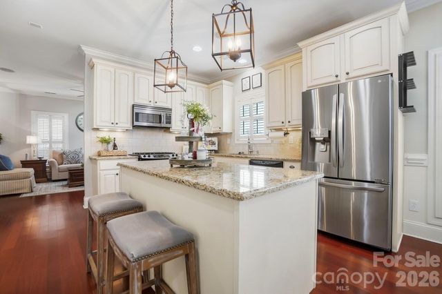 3203 Kelsey Plaza, Kannapolis, NC 28081