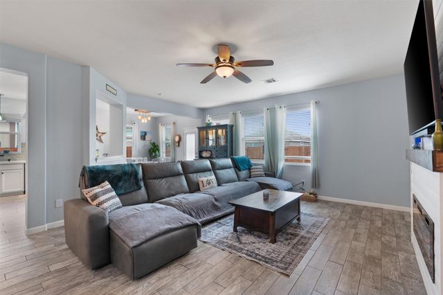 11737 Voelker Reinhardt WAY, Manor, TX 78653