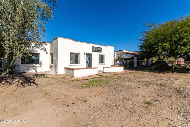 1008 W Saint Marys Road, Tucson, AZ 85745