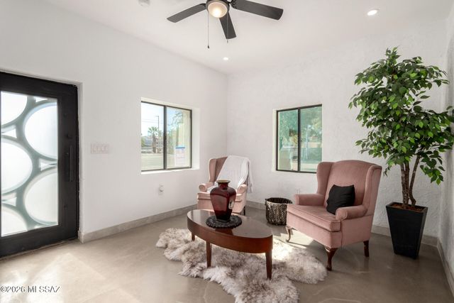 1008 W Saint Marys Road, Tucson, AZ 85745