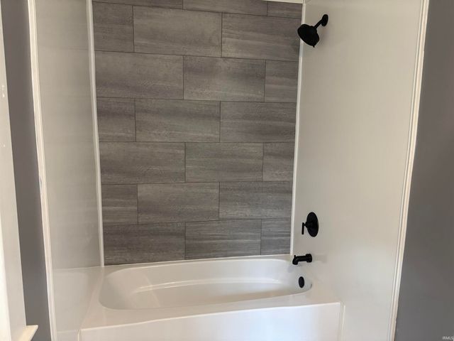 620 Main Street, Grandview, IN 47615