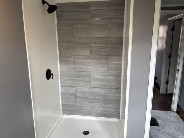 620 Main Street, Grandview, IN 47615