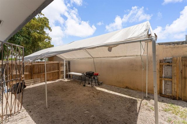 12026 SW 210th St, Miami, FL 33177