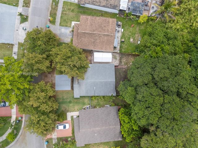 12026 SW 210th St, Miami, FL 33177