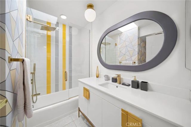 760 E La Verne, Palm Springs, CA 92264