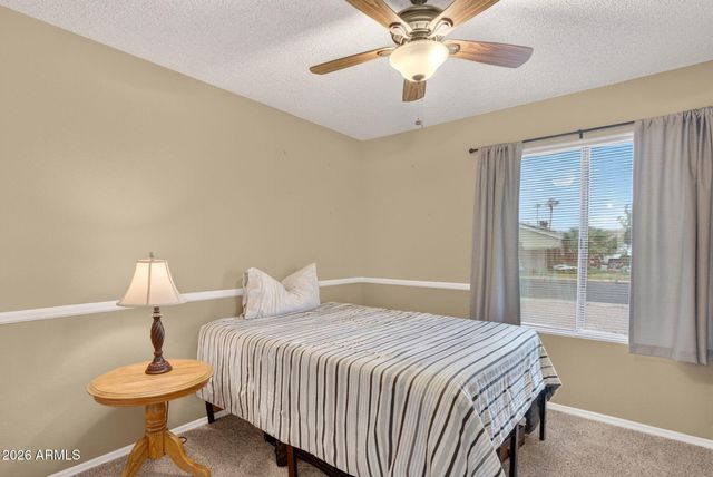 2601 E HOPI Avenue E, Mesa, AZ 85204