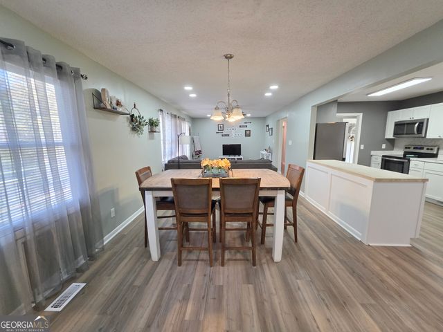 224 Lake Placid Drive, Bonaire, GA 31005