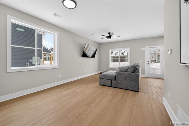 54609 Brenda Drive 4, Macomb, MI 48042