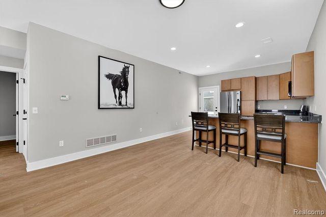 54609 Brenda Drive 4, Macomb, MI 48042