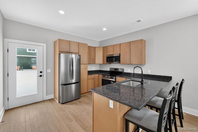 54609 Brenda Drive 4, Macomb, MI 48042