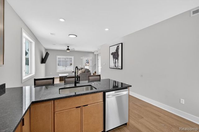 54609 Brenda Drive 4, Macomb, MI 48042