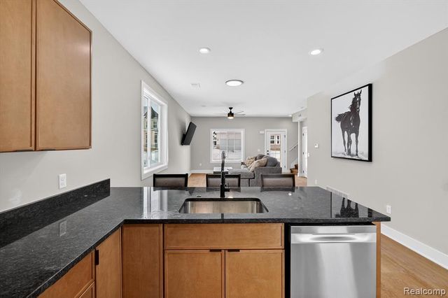 54609 Brenda Drive 4, Macomb, MI 48042