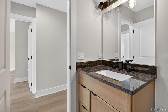 54609 Brenda Drive 4, Macomb, MI 48042