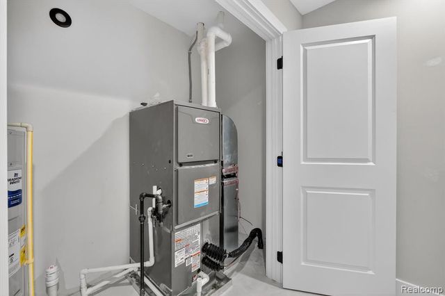 54609 Brenda Drive 4, Macomb, MI 48042