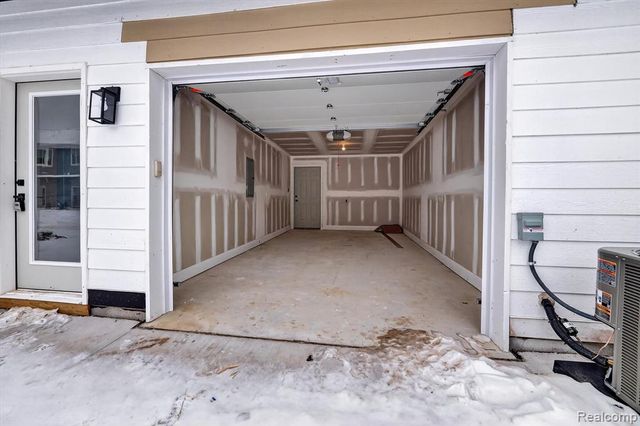 54609 Brenda Drive 4, Macomb, MI 48042