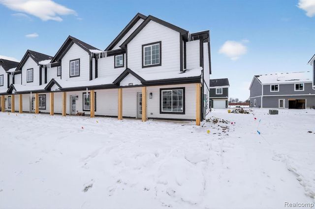 54609 Brenda Drive 4, Macomb, MI 48042