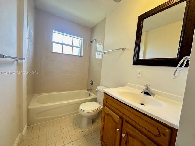 2235 Farragut Street, Hollywood, FL 33020