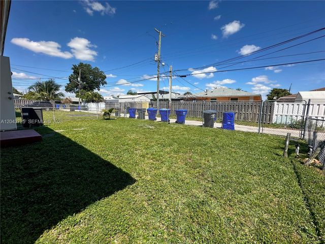2235 Farragut Street, Hollywood, FL 33020