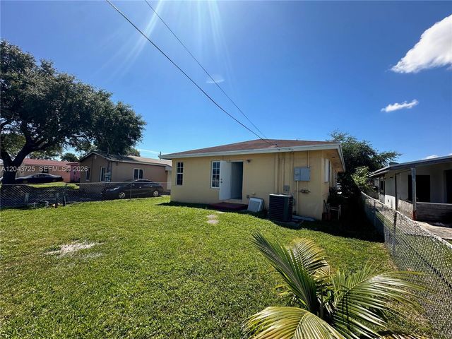 2235 Farragut Street, Hollywood, FL 33020
