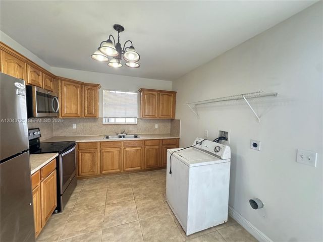 2235 Farragut Street, Hollywood, FL 33020