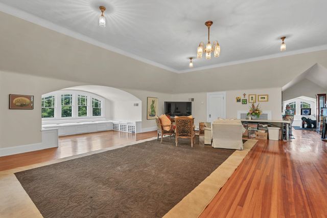 345 N Belmont, Wichita, KS 67208