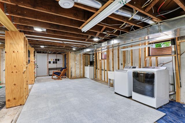 2011 Toledo Avenue N, Golden Valley, MN 55422