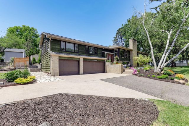 2011 Toledo Avenue N, Golden Valley, MN 55422