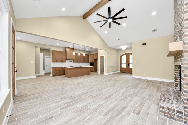 11662 South Branch Dr, Plantersville, TX 77363