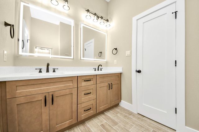 11662 South Branch Dr, Plantersville, TX 77363