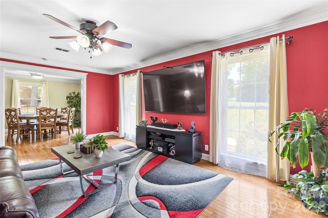 139 Woodhaven Lane, Mocksville, NC 27028