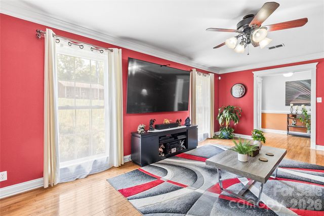 139 Woodhaven Lane, Mocksville, NC 27028