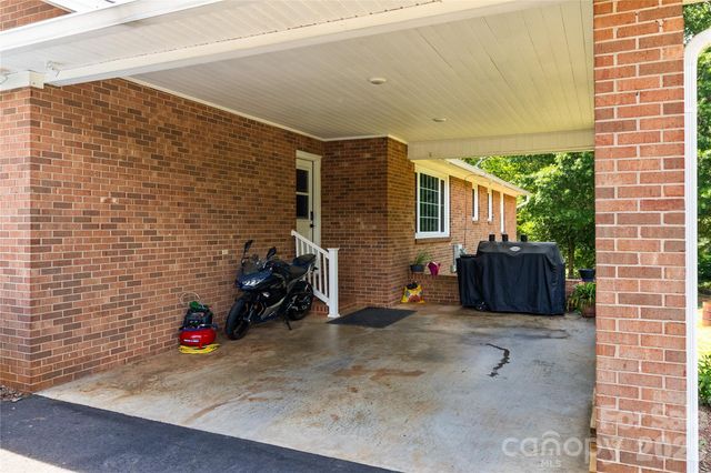 139 Woodhaven Lane, Mocksville, NC 27028