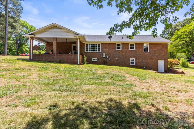 139 Woodhaven Lane, Mocksville, NC 27028