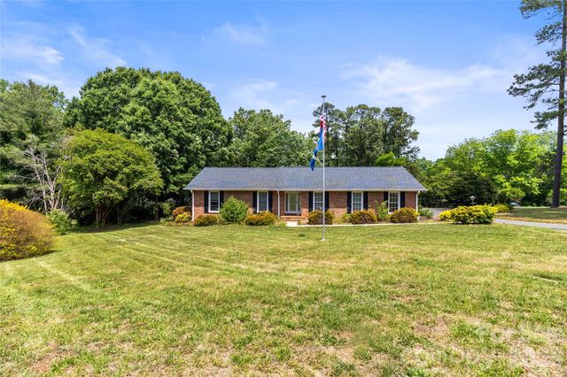 139 Woodhaven Lane, Mocksville, NC 27028