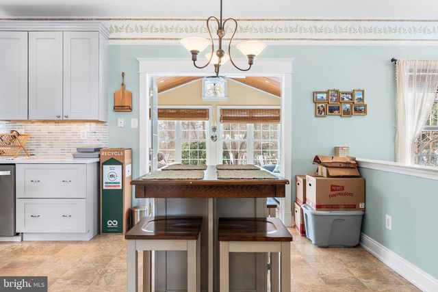 8 LANTERN LN, Woodstown, NJ 08098