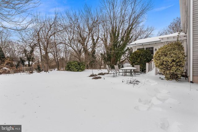 8 LANTERN LN, Woodstown, NJ 08098