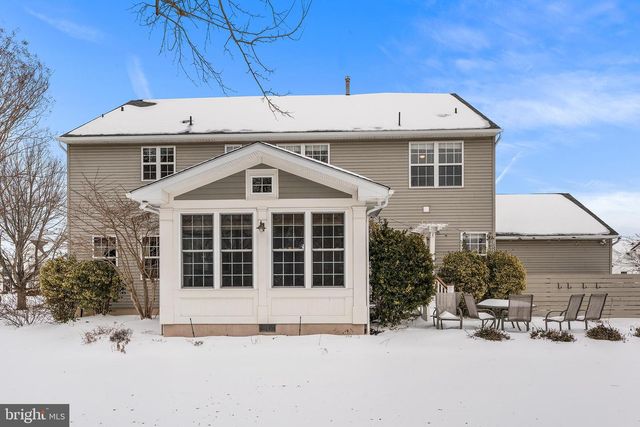 8 LANTERN LN, Woodstown, NJ 08098