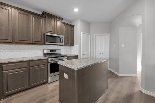 601 Cowboy Way, Anna, TX 75409