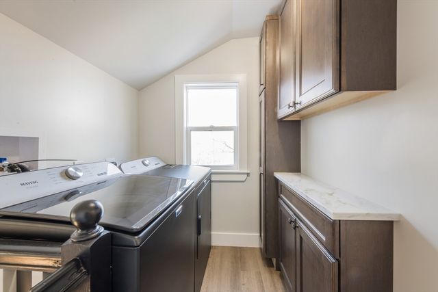 2 Harding Ave, Plymouth, MA 02360