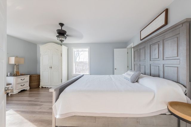 2 Harding Ave, Plymouth, MA 02360