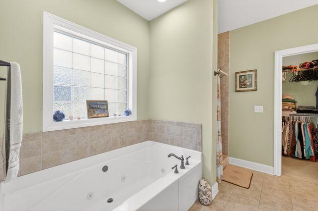 205 Apricot Ln, Murfreesboro, TN 37129