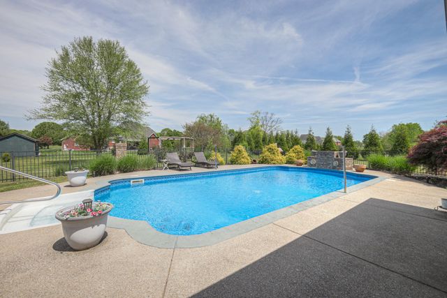 205 Apricot Ln, Murfreesboro, TN 37129