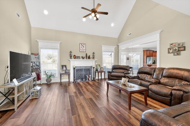 205 Apricot Ln, Murfreesboro, TN 37129